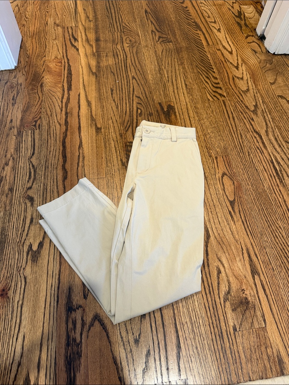 Vineyard Vines Boys Breaker Pant Performance size 10   in Light Khaki
